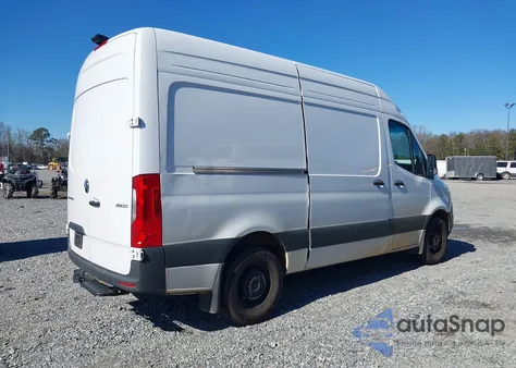 2025 Mercedes-Benz Sprinter 2500 Standard Roof 4-Cyl Diesel из США, поврежденный, VIN W1Y4KBHY9ST203385